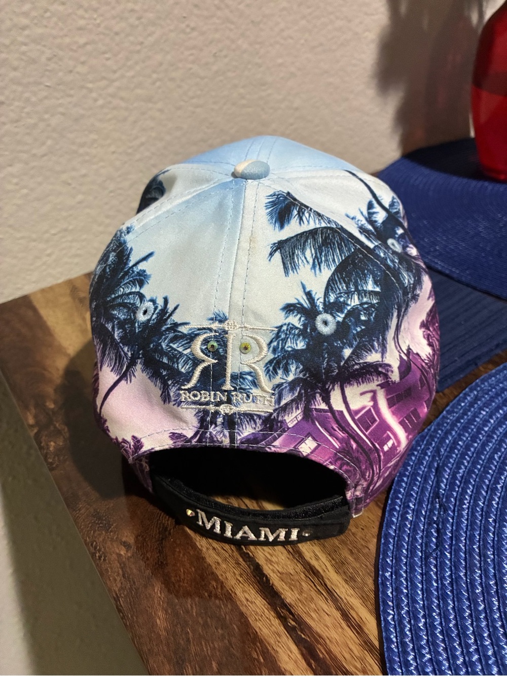Robin Ruth Miami snapback cap - Picture 2 of 3